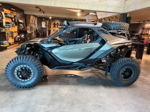 Maverick R XRC DTC 2026 - Ausstattung - ! – Bild 7
