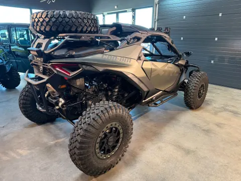 Maverick R XRC DTC 2026 - Ausstattung - ! – Bild 10