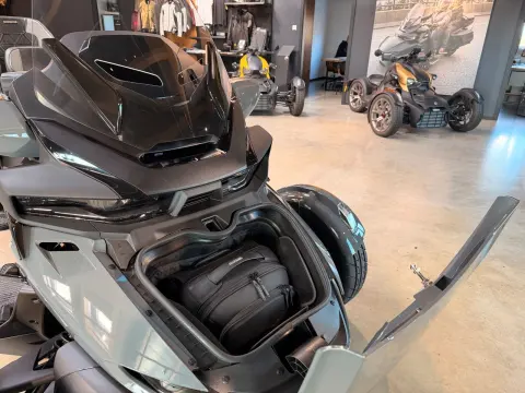 Spyder RT ACE Sea to Sky 2027 – Bild 17