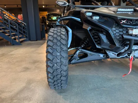 Maverick R XRC DTC 2026 - Ausstattung - ! – Bild 21
