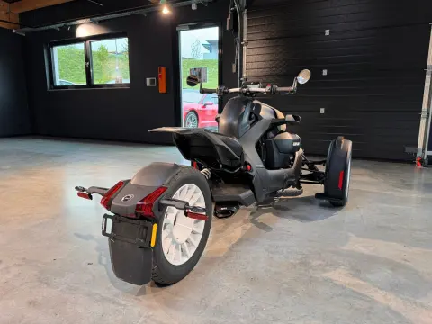 Ryker 900 ACE Rally 2026 Akrapovic Garantie – Bild 6