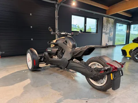 Ryker 900 ACE Rally 2026 Akrapovic Garantie – Bild 8