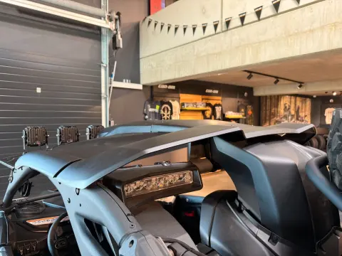 Maverick R XRC DTC 2026 - Ausstattung - ! – Bild 30