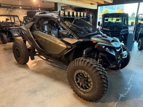 Maverick R XRC DTC 2026 - Ausstattung - ! – Bild 12